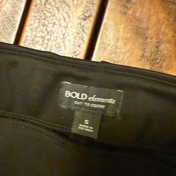 Black Midi Pencil Skirt for Work NWT - Picture 3 of 4